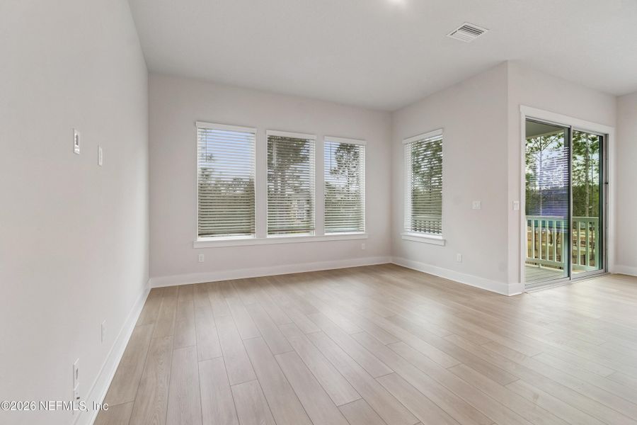 Spacious, unfurnished interior of a new home in Kettering at eTown - Paired Villas, Jacksonville (Image 15).