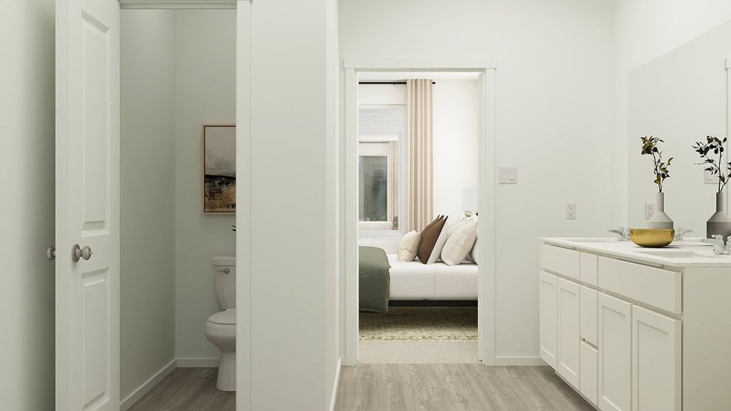 2600 Camila Owners Bath 2of2 F1