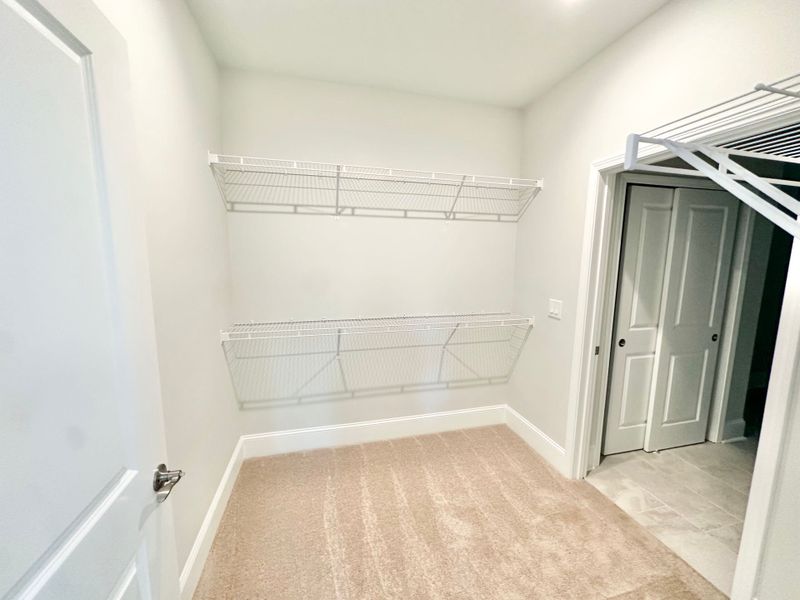 Spacious, unfurnished interior of a new home in Del Webb Wilmington at Mallory Creek, Leland (Image 17).