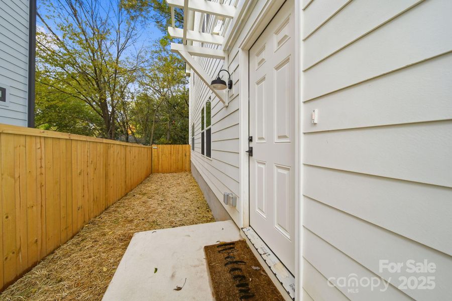 Exterior details and patio area of a home in , Charlotte (Image 3).