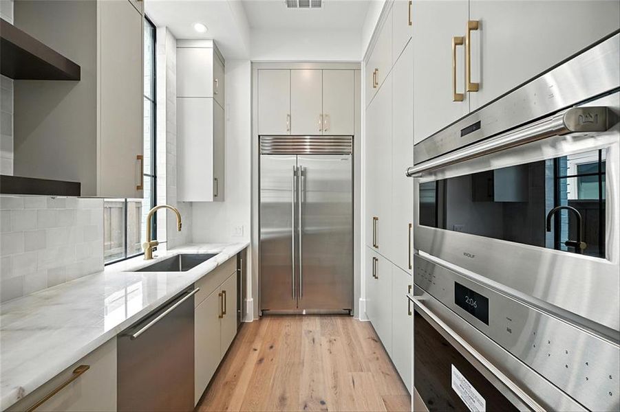 Furnished interior view inside a new home in Fields, Frisco (Image 7).