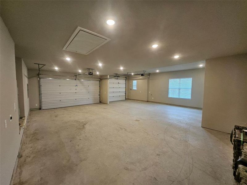 Spacious, unfurnished interior of a new home in Trails of Trenton, Trenton (Image 31).