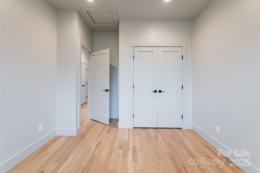 Photo of Similar Construction Photo of Similar Construction