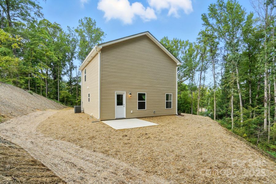 Side/Rear Yard Side/Rear Yard