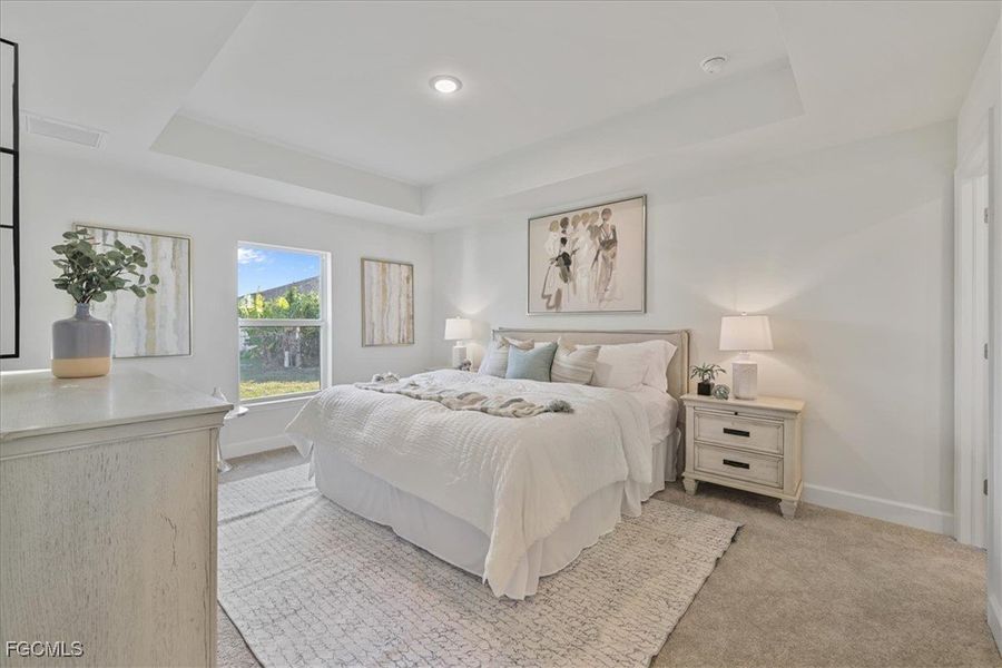 Furnished interior view inside a new home in Cape Coral, Cape Coral (Image 7).