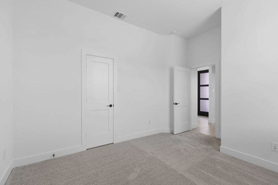 Representative unfurnished interior of a home built from the Marion by Chesmar Homes in Bridgeland, Elgin (Image 18).