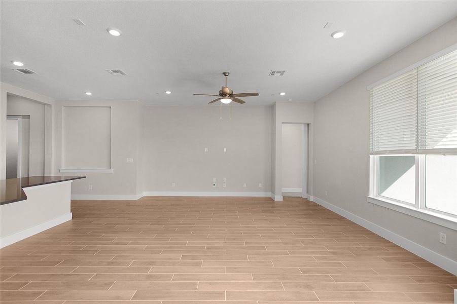 **PHOTO REPRESENTATIVE OF FLOORPLAN ONLY**