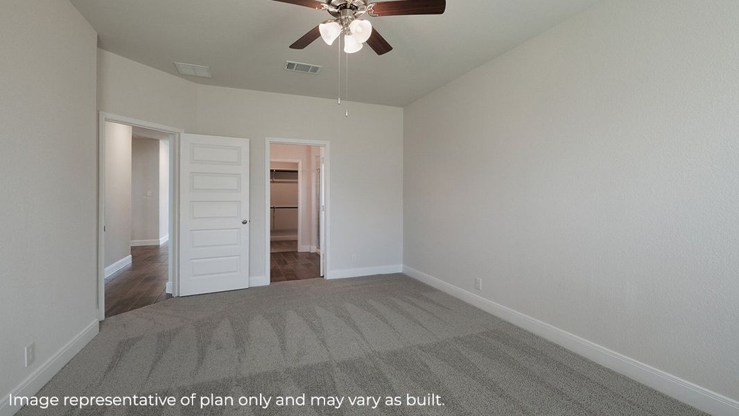 Representative unfurnished interior of a home built from the The Blanco by D.R. Horton in Steele Creek, Cibolo (Image 76).