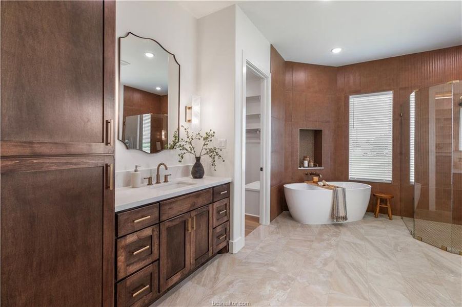 Furnished interior view inside a new home in , Bryan (Image 10).