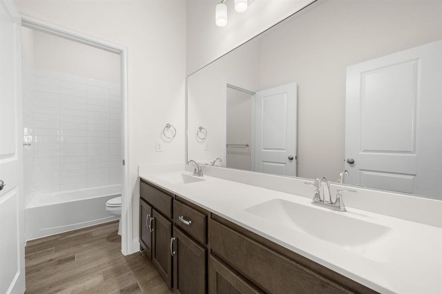 257 Pine Leaf- Bathroom-1 257 Pine Leaf- Bathroom-1