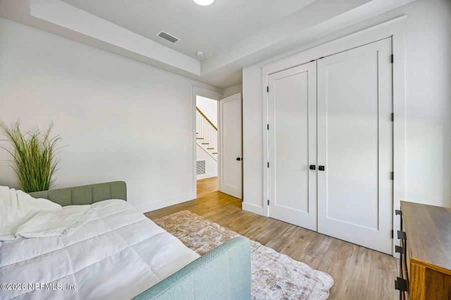 Furnished interior view inside a new home in , Fernandina Beach (Image 7).