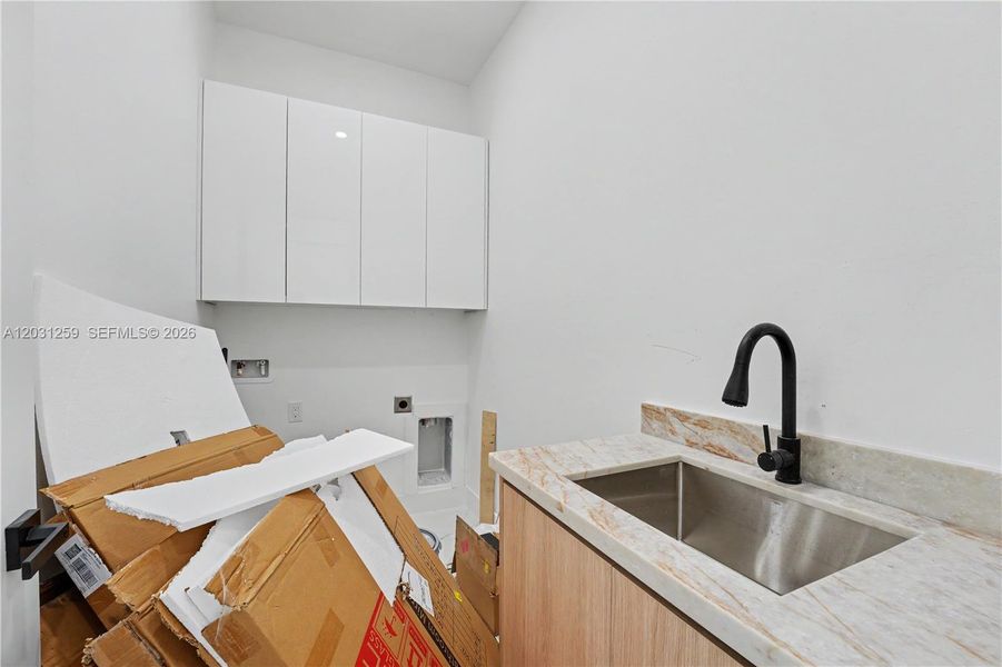 Image 32 of a home in .