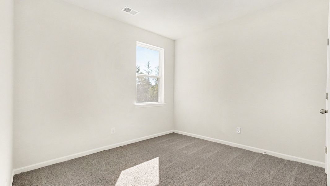 Spacious, unfurnished interior of a new home in Eden Springs, Longs (Image 16).