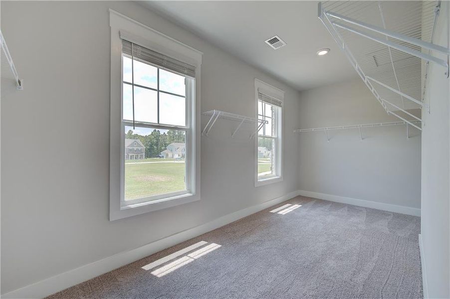 Spacious, unfurnished interior of a new home in , Senoia (Image 23).