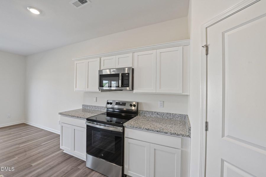 21-web-or-mls-Quarry Rd 547-S2105-017 21-web-or-mls-Quarry Rd 547-S2105-017