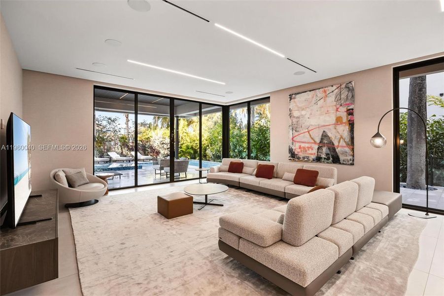 Community amenities in , Miami (Image 56). Community amenities in , Miami (Image 56).