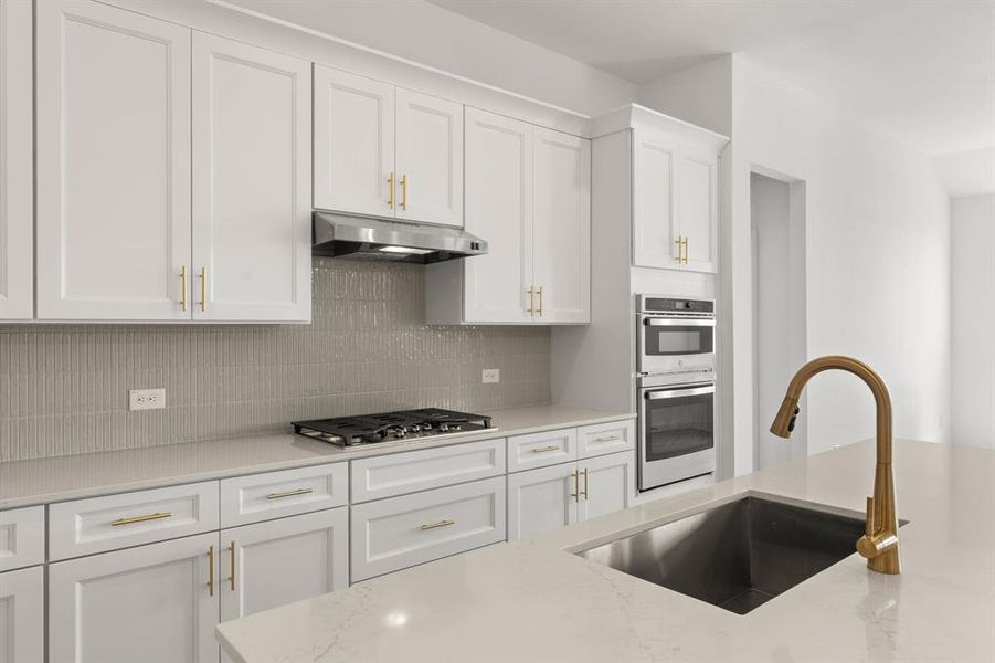 712 Tyronza-Kitchen-5