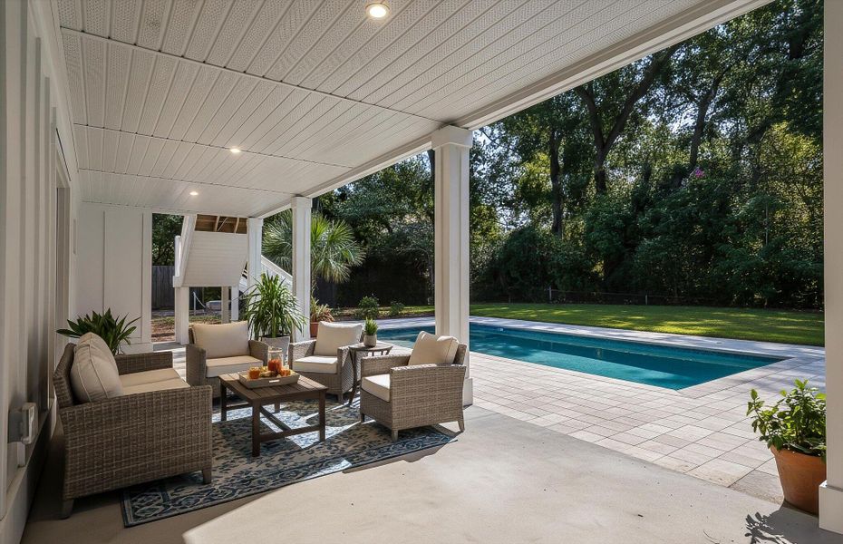 Exterior details and patio area of a home in , Charleston (Image 33).