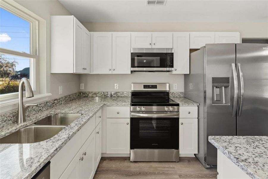 Furnished interior view inside a new home in , Avon Park (Image 9).