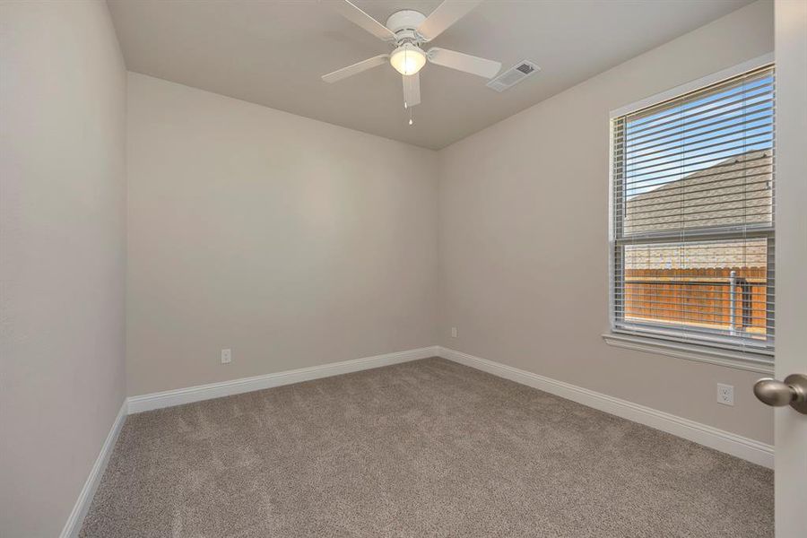 Spacious, unfurnished interior of a new home in Fair Oaks, Bridgeport (Image 24).