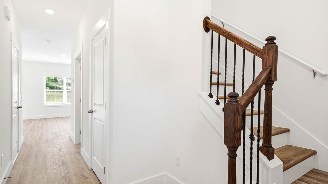Spacious, unfurnished interior of a new home in The Arbor Townhomes, Kingsport (Image 25).