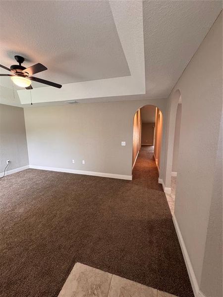 Spacious, unfurnished interior of a new home in , Ocala (Image 20).