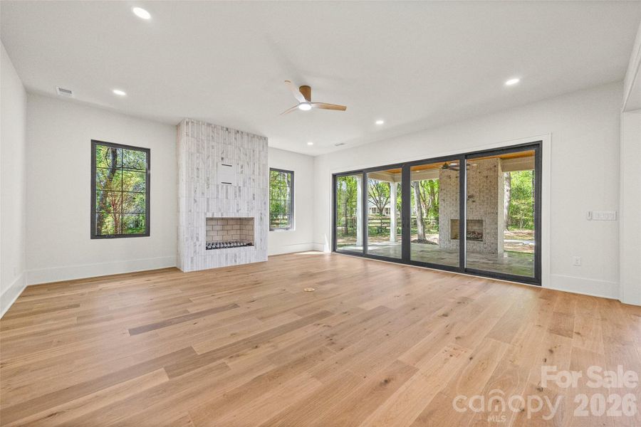 Spacious, unfurnished interior of a new home in , Charlotte (Image 32).