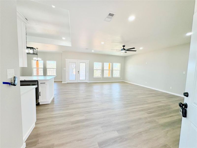 Spacious, unfurnished interior of a new home in , Graham (Image 20).