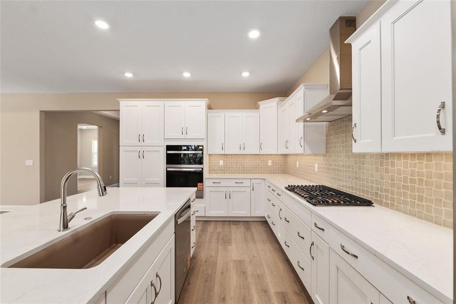 Furnished interior view inside a new home in , Ocala (Image 9).