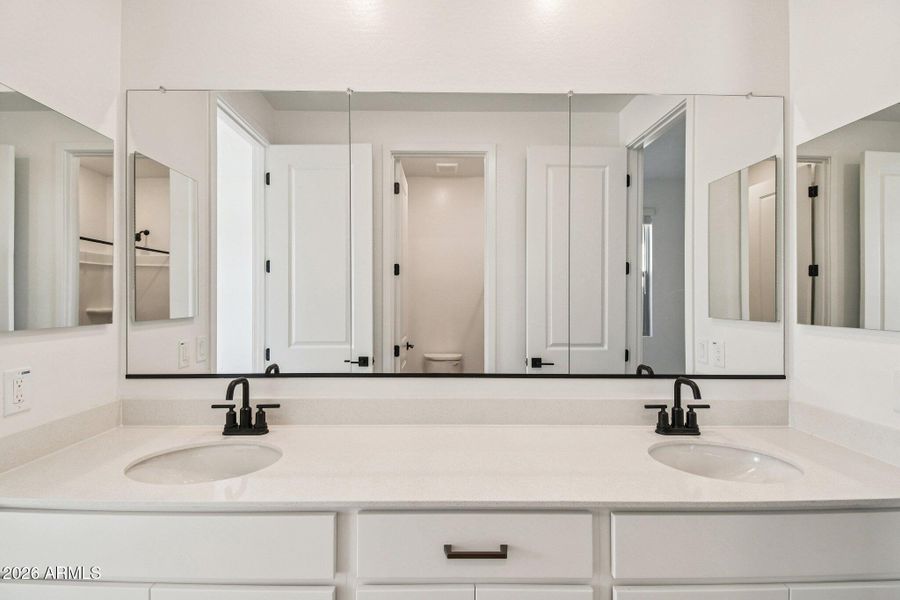 18-web-or-mls-Buckaroo Rd-S0403-018