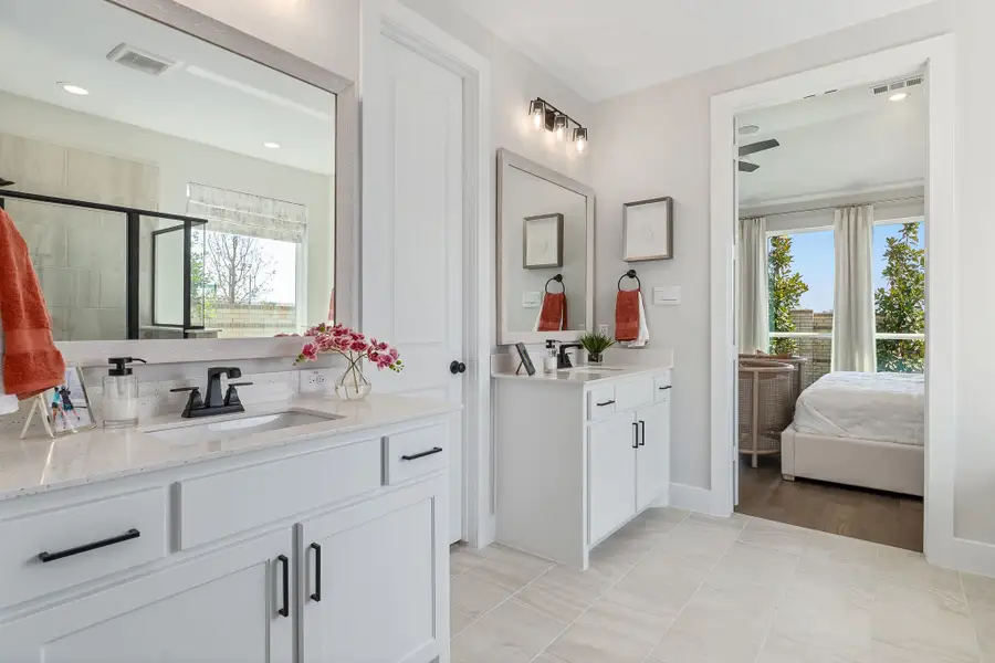 Plan 1542 Main Bathroom Representative Photo by American Legend Homes Plan 1542 Main Bathroom Representative Photo by American Legend Homes