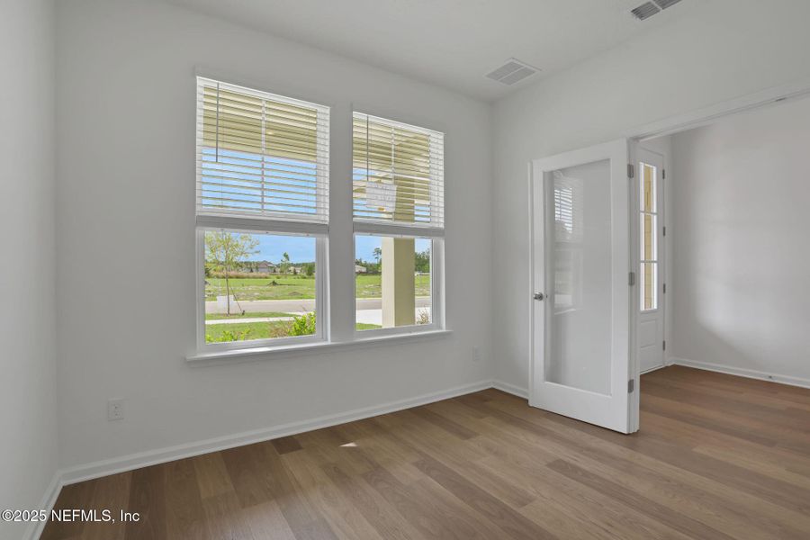 Spacious, unfurnished interior of a new home in Hyland Trail, Green Cove Springs (Image 35). Spacious, unfurnished interior of a new home in Hyland Trail, Green Cove Springs (Image 35).