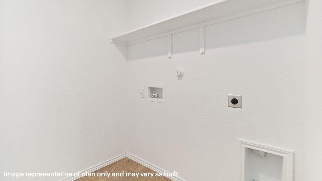 Spacious, unfurnished interior of a new home in Hickory Ridge, Elmendorf (Image 19). Spacious, unfurnished interior of a new home in Hickory Ridge, Elmendorf (Image 19).