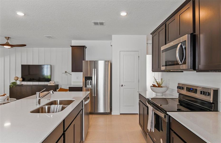 Furnished interior view inside a new home in Hawthorne Ranch, Lakeland (Image 14).