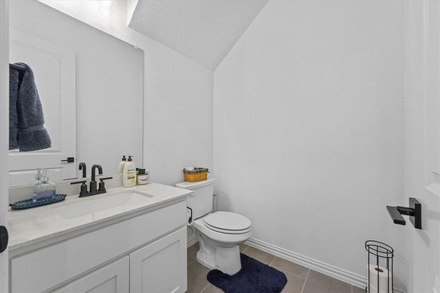Furnished interior view inside a new home in Tenison Village, Dallas (Image 5).