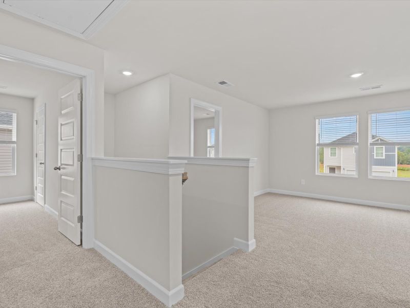 Spacious, unfurnished interior of a new home in Brayfield Manor - Heritage Collection, Wellford (Image 14).