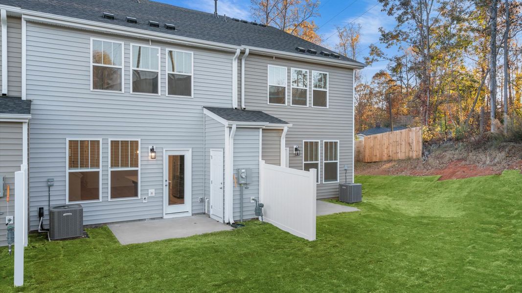 Highly skilled design meets functional luxury in this leading El Dorado townhome Highly skilled design meets functional luxury in this leading El Dorado townhome