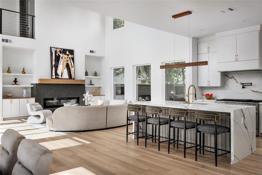 Furnished interior view inside a new home in , Dallas (Image 8).