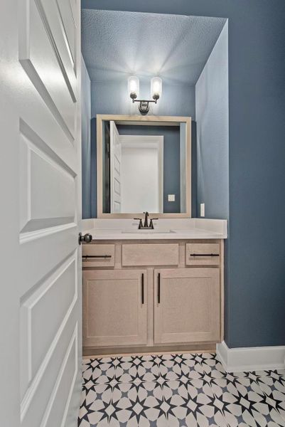 Representative image. Features, selections, and colors may vary.
