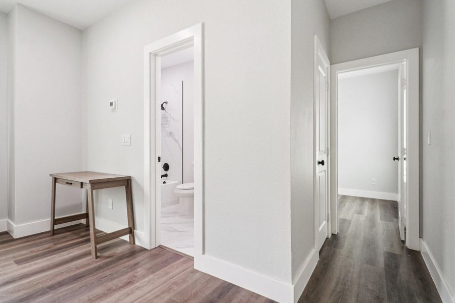 Spacious, unfurnished interior of a new home in , Montgomery (Image 20).