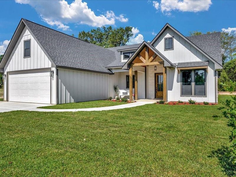 Image 35 of a home in . Image 35 of a home in .