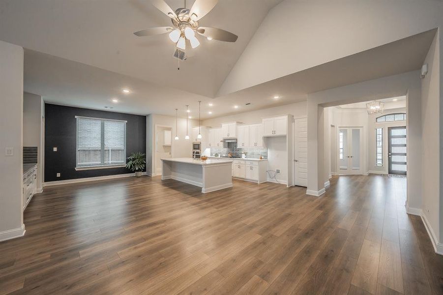 Spacious, unfurnished interior of a new home in Karis, Crowley (Image 20).