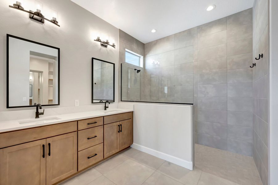 Owner's Bath Owner's Bath