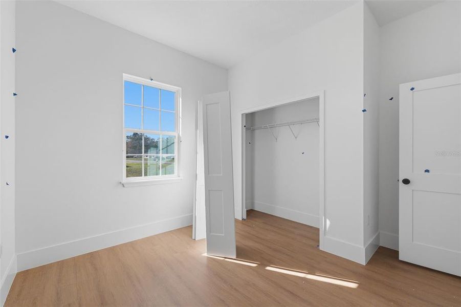 Spacious, unfurnished interior of a new home in , Ocala (Image 28).