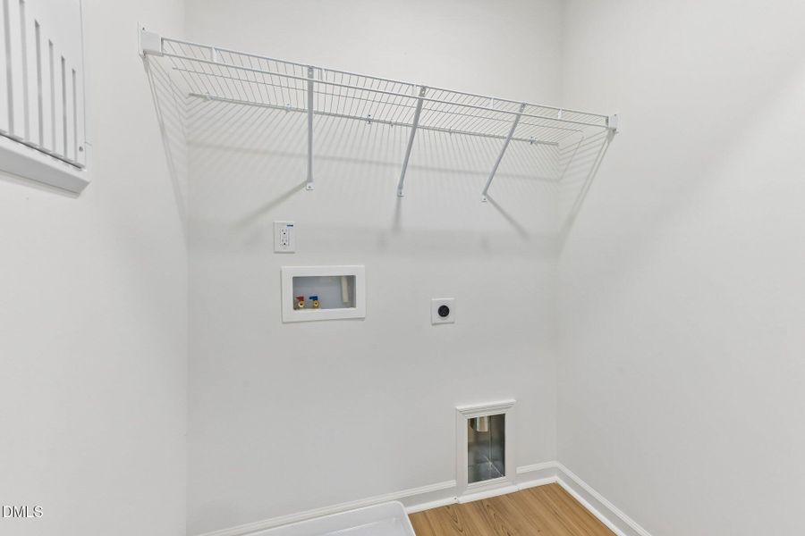 27-web-or-mls-Chrys St-S0205-027