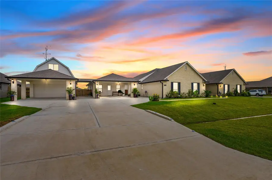Welcome to 3602 Ballena Way Welcome to 3602 Ballena Way