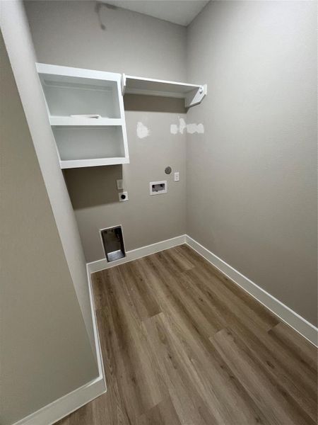 Spacious, unfurnished interior of a new home in , Spring (Image 24). Spacious, unfurnished interior of a new home in , Spring (Image 24).