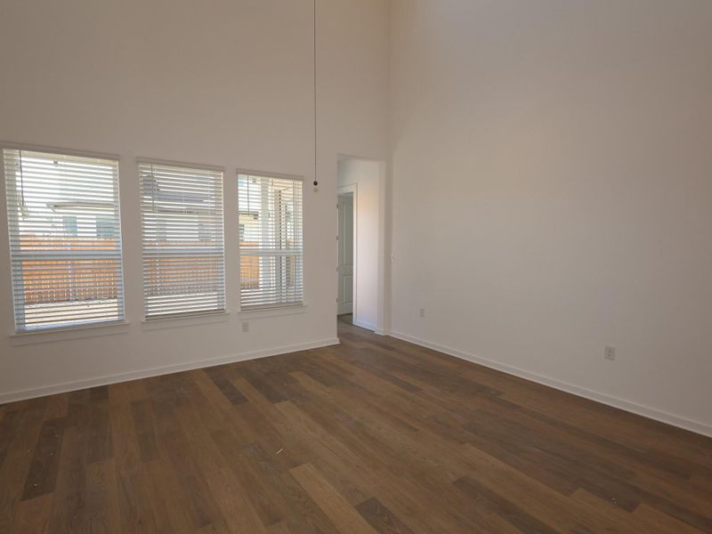 Spacious, unfurnished interior of a new home in Estancia West, Manchaca (Image 10).