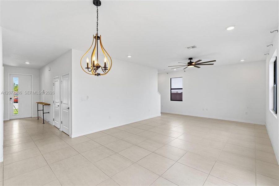 Spacious, unfurnished interior of a new home in Parker Pointe, Homestead (Image 45). Spacious, unfurnished interior of a new home in Parker Pointe, Homestead (Image 45).