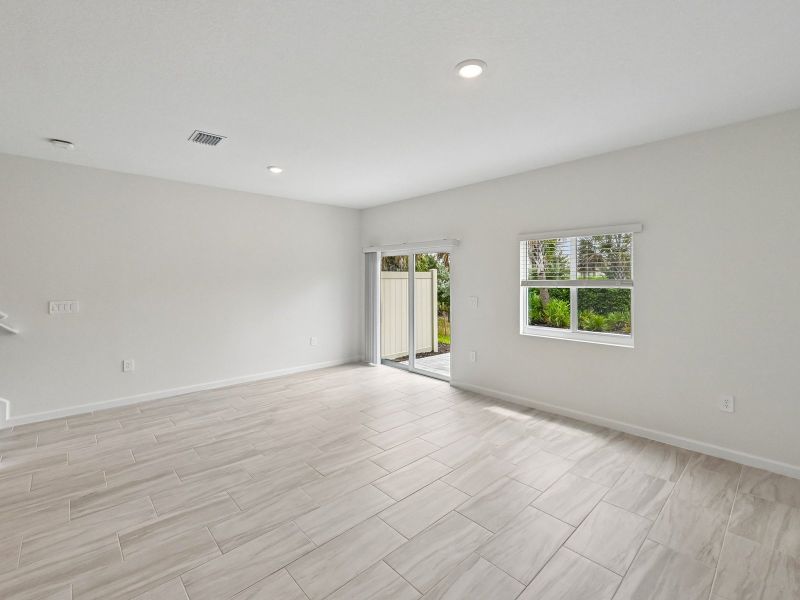 Spacious, unfurnished interior of a new home in Meritage Homes at Central Park, Port St. Lucie (Image 11). Spacious, unfurnished interior of a new home in Meritage Homes at Central Park, Port St. Lucie (Image 11).